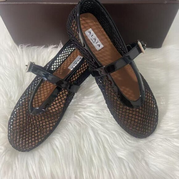 Alaia Black Mesh Flats with Diamond Texture - Picture 6 of 7